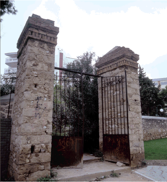H πύλη στο Παλατάκι